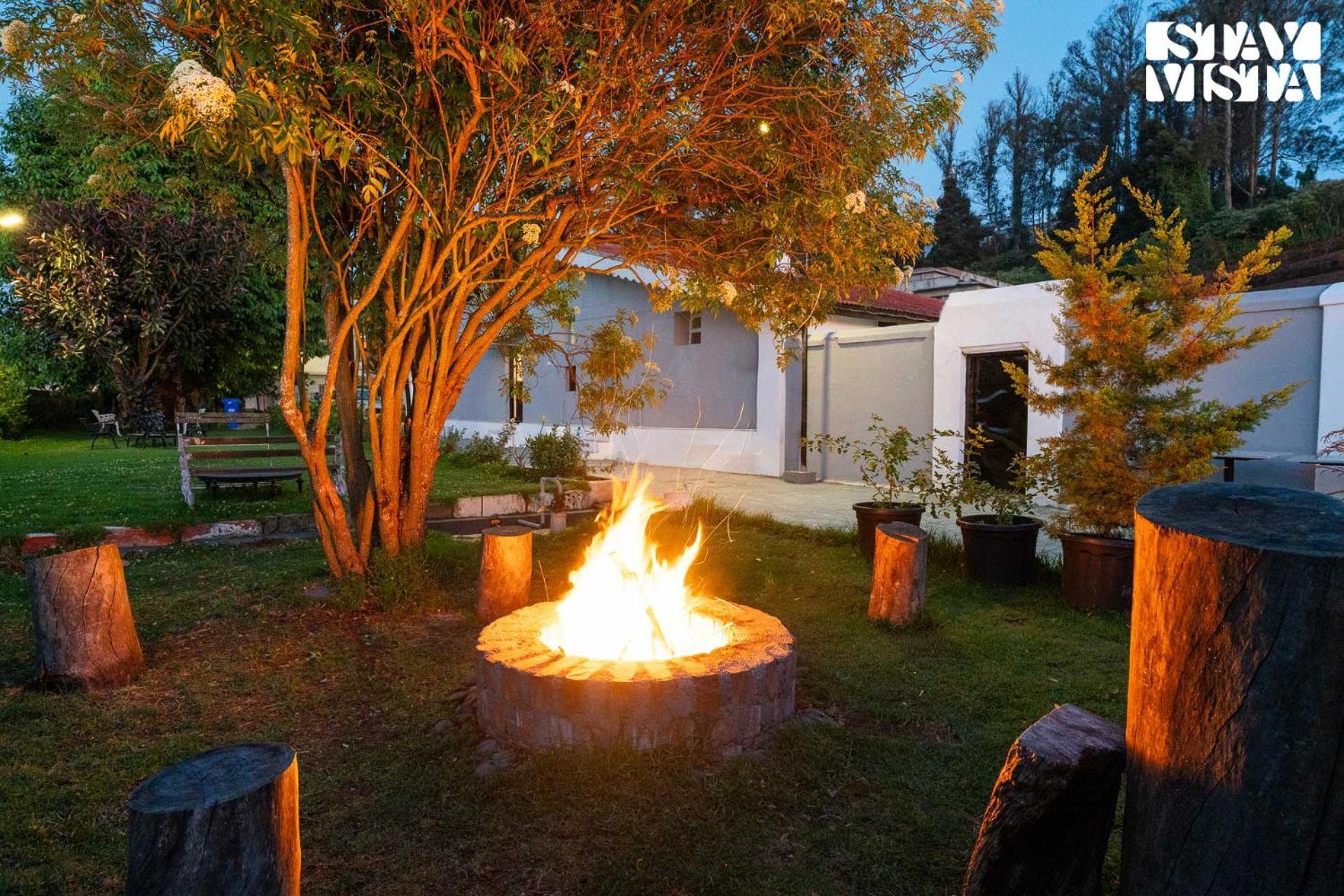 Stayvista At The Alcove With Breakfast & Bbq Grill Ooty Exterior photo